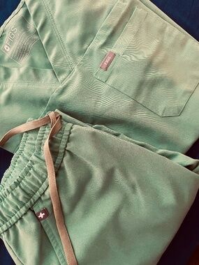 Figs Men’s Slim Jade Jogger Scrub set Small